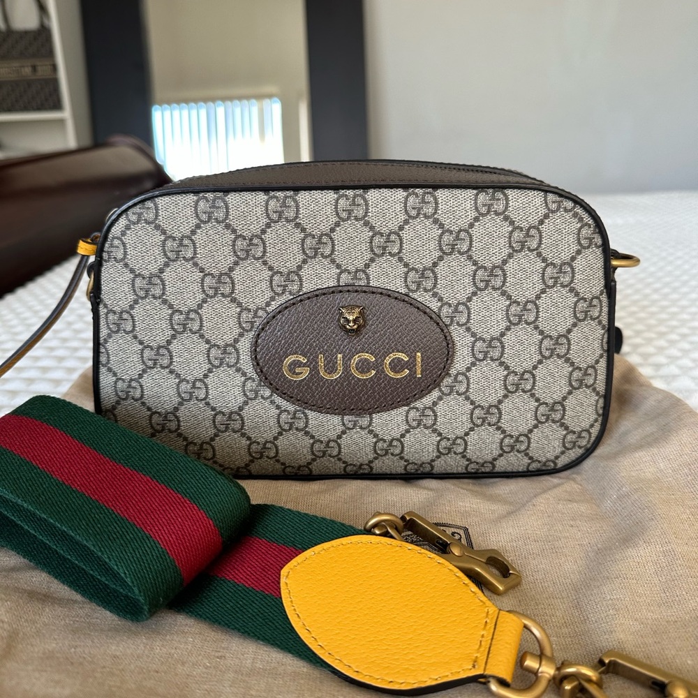 Neo vintage GG supreme messenger bag